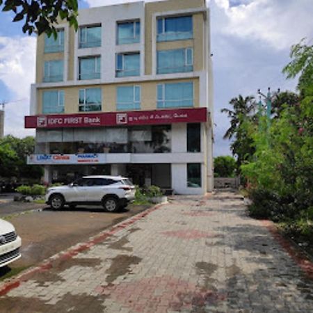 Dsquare Omr By K Hotels Chennai Bagian luar foto