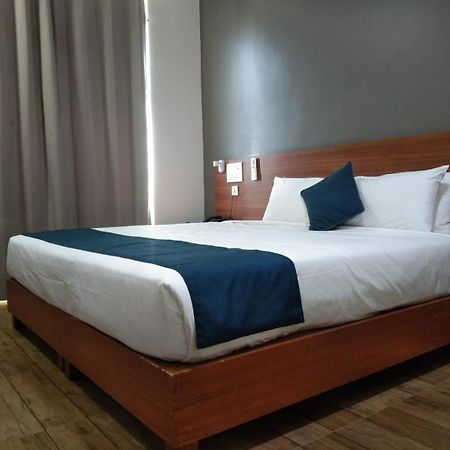 Dsquare Omr By K Hotels Chennai Bagian luar foto